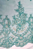 Vestido en Tul Bordado Rebrodé