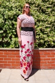 Vestido Largo con Lunares y Claveles