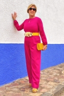 Mono Buganvilla