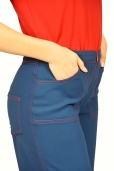 Pantalón Azul Pespuntes Rojos